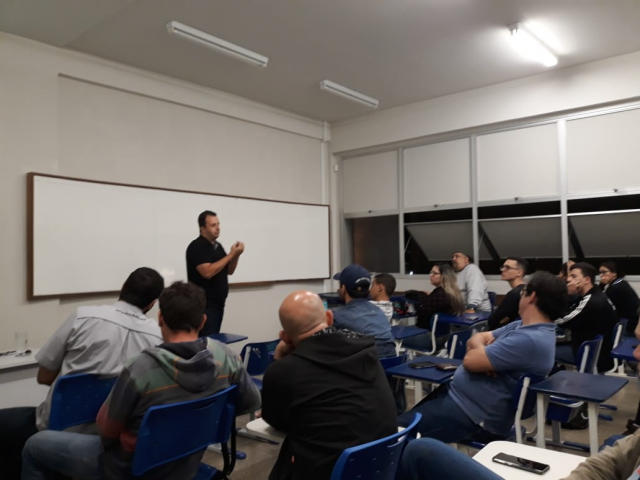 palestra resinagem 05-08-2019